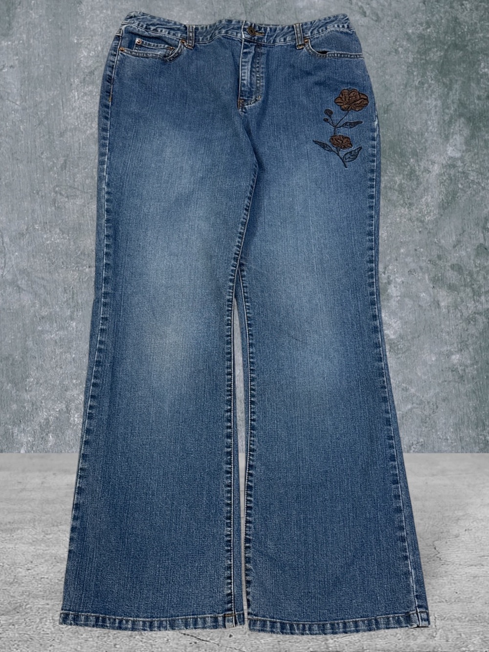Levi's Women’s Blue Denim Jeans Flared With Rose Embroidery Size 14